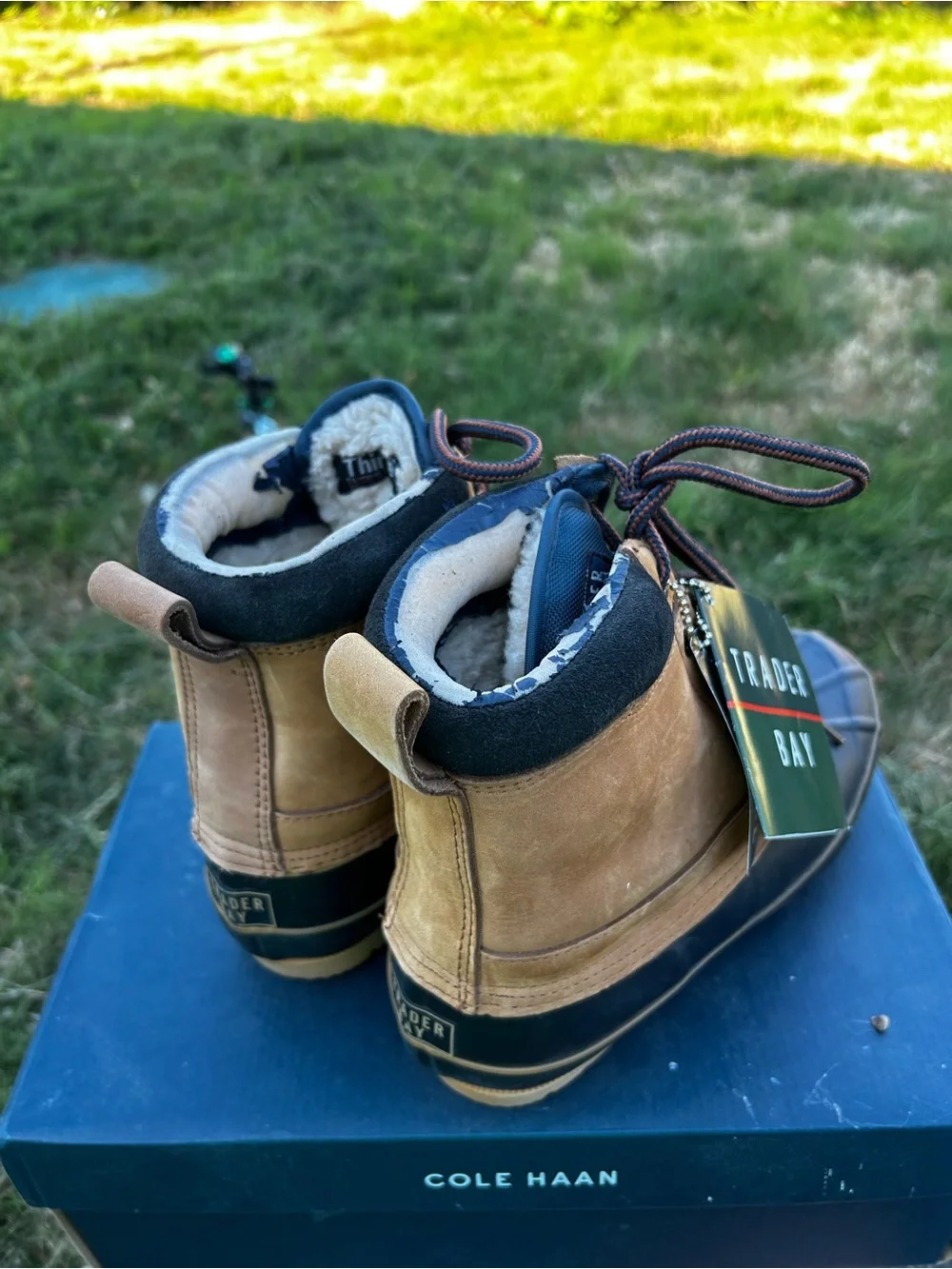 Trader Bay Men’s Tan and Navy Waterproof Lace-Up Duck Boots Size 8